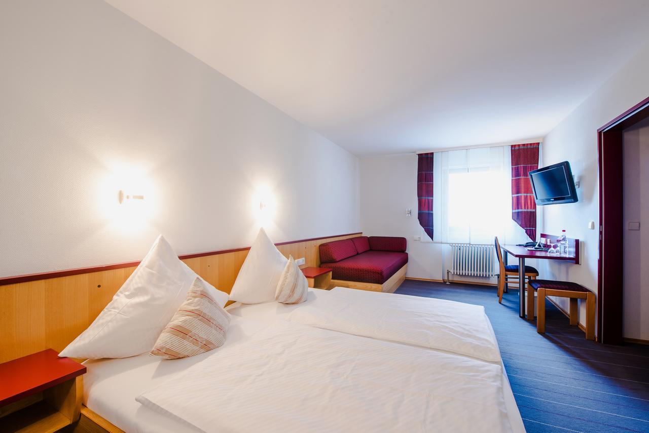 אלטנשטאדט Hotel Gasthof Zum Roessle מראה חיצוני תמונה
