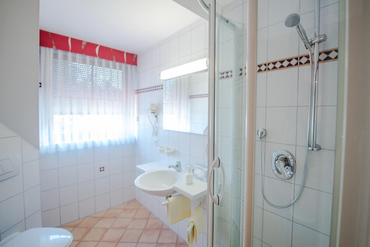אלטנשטאדט Hotel Gasthof Zum Roessle מראה חיצוני תמונה