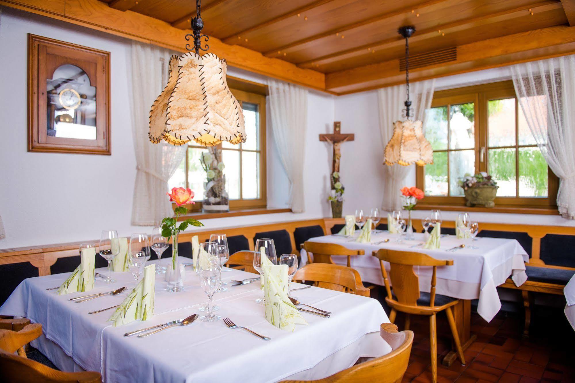 אלטנשטאדט Hotel Gasthof Zum Roessle מראה חיצוני תמונה